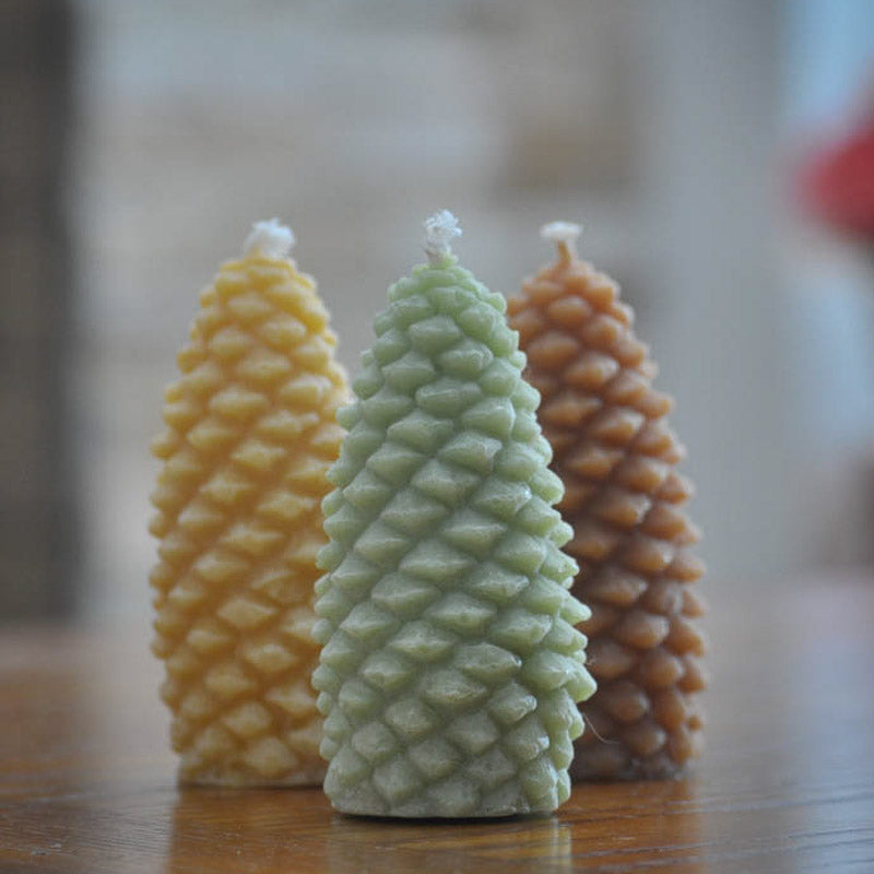 Medium Pine Cone